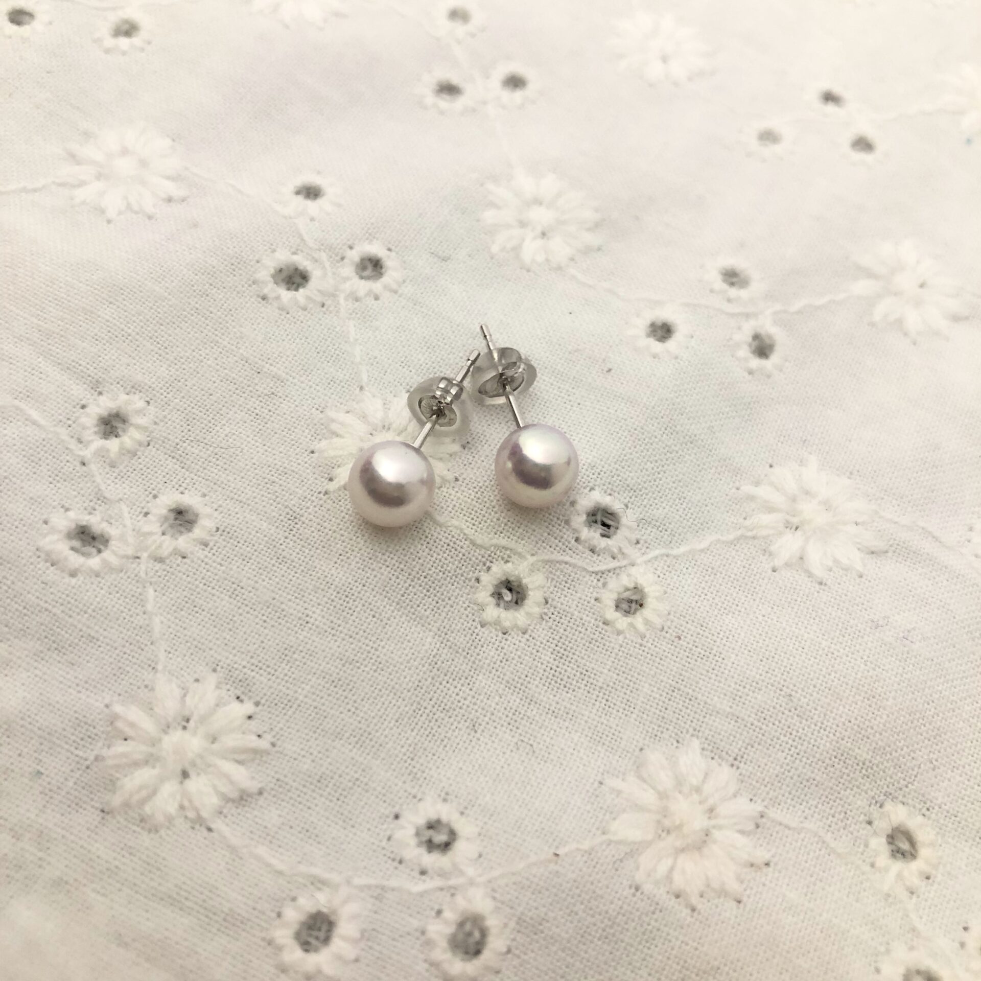 Premium Akoya Pearl Stud Earrings – Top Quality, 5.9mm