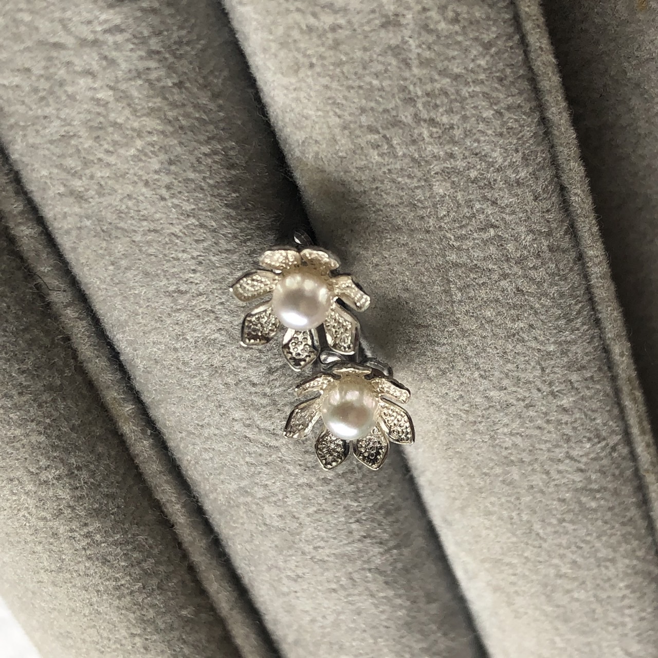 Silver Petals handmade Akoya pearl earrings