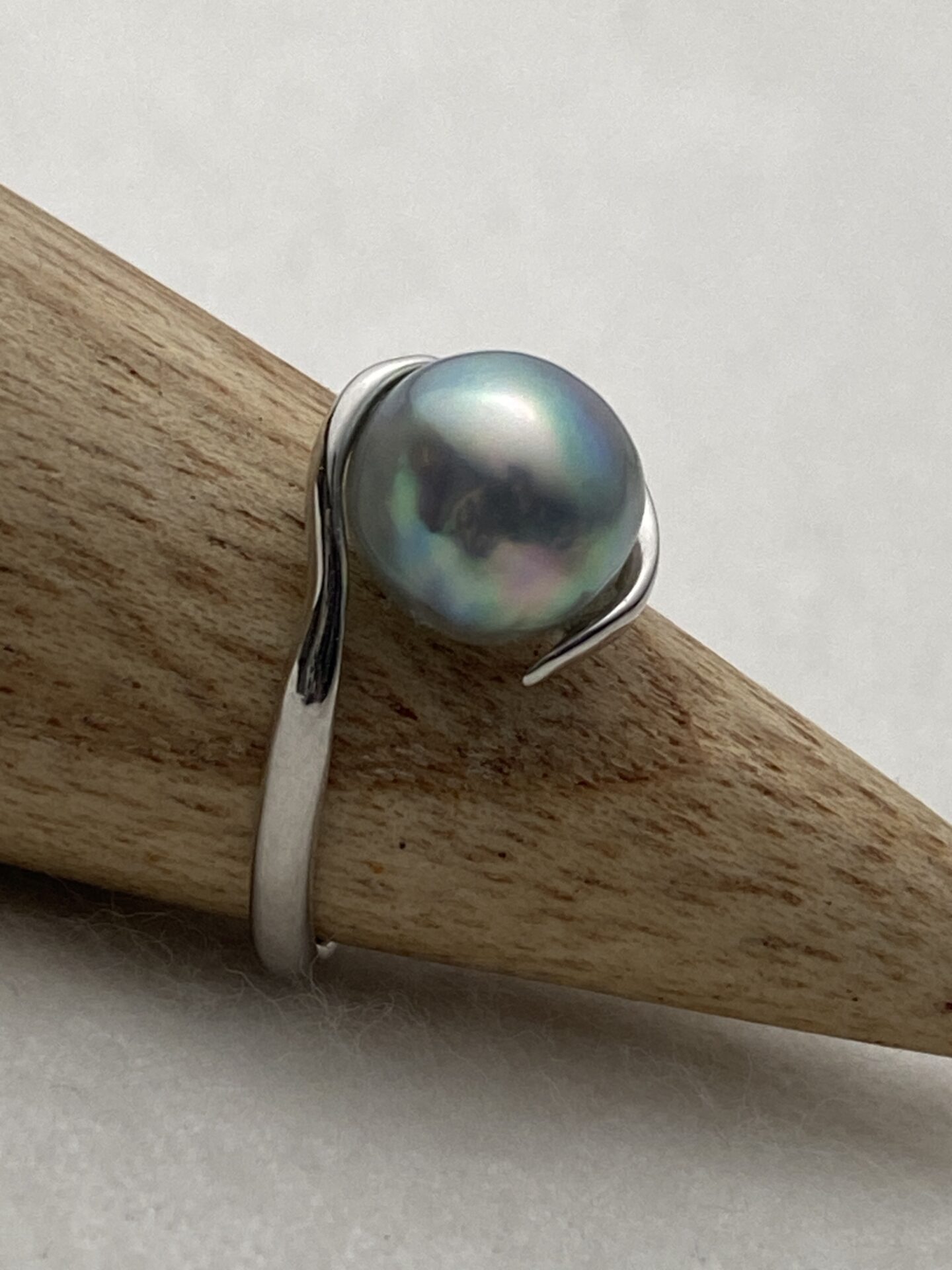 Can’t Let Go – Handmade Silver Ring(Reserved)